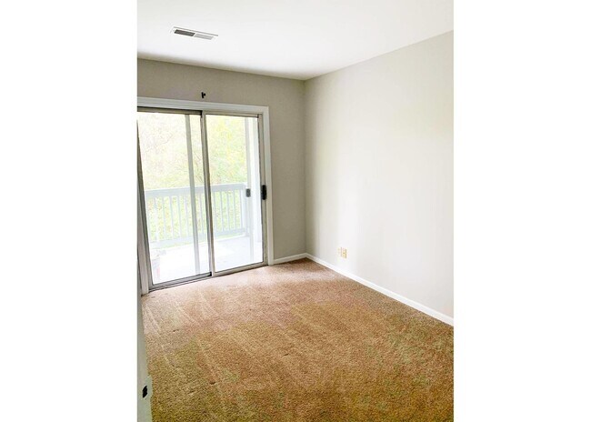 Photo - 3227 Bishop St Unit 3227-04