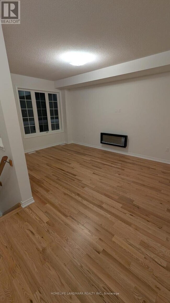 Photo - 2960 Peter Matthews Dr