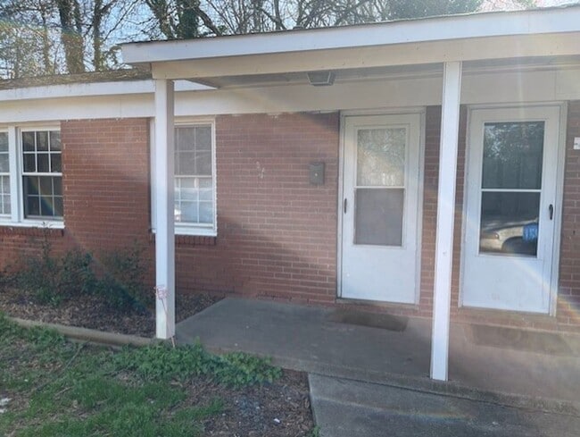 Building Photo - 2634 Druid Hls Wy Unit 2634 Apt 4