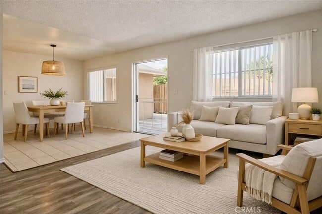 Photo - 17092 Emerald Ln Unit D