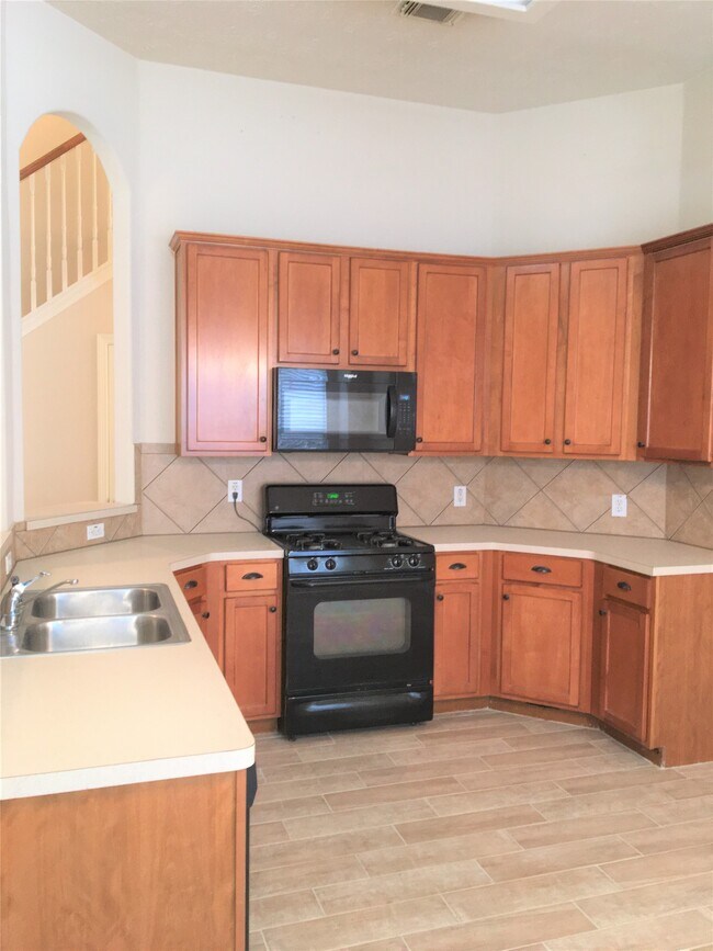 Photo - 2214 Valley View Crossing