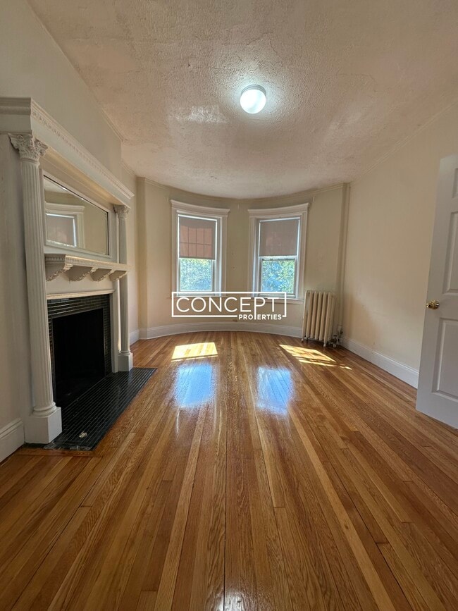 Photo - 1788 Beacon St Unit 6