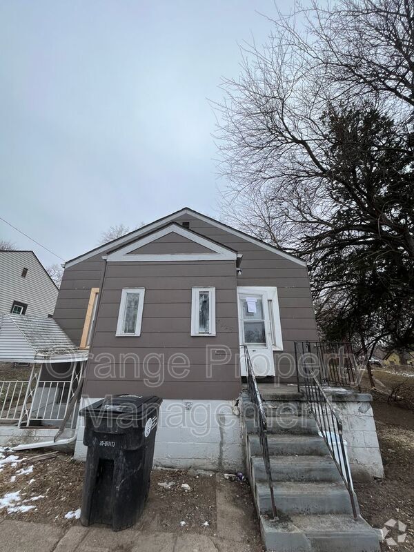 Building Photo - 4123 Wirt St Rental