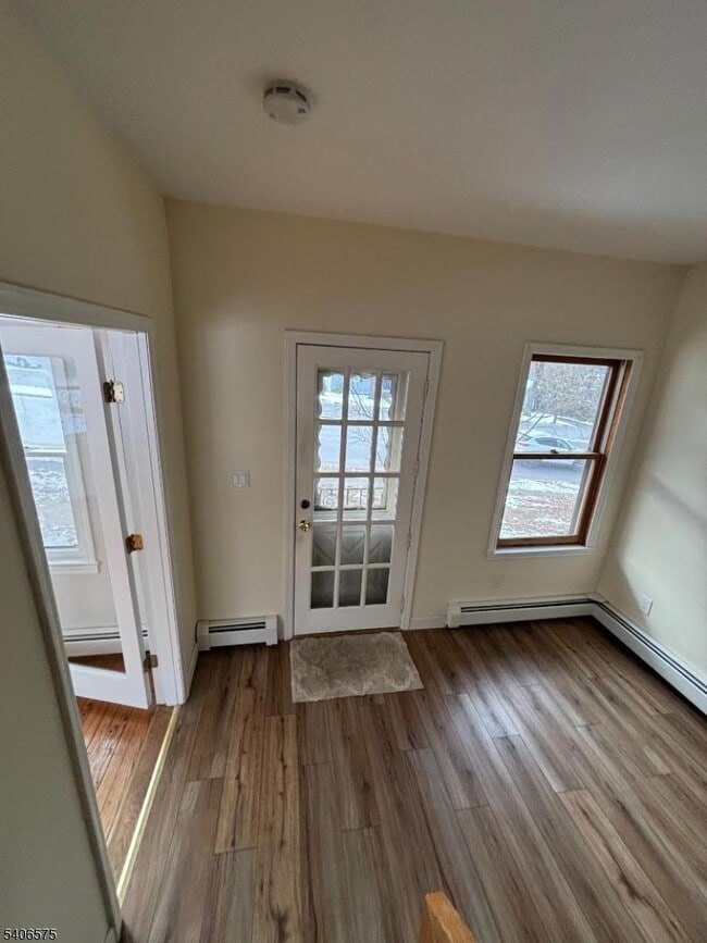 Photo - 225 E Northfield Rd