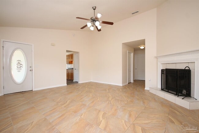 Photo - 4715 Frances St