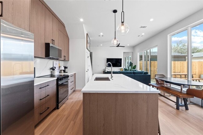 Photo - 506 Krebs Ln Unidad 2