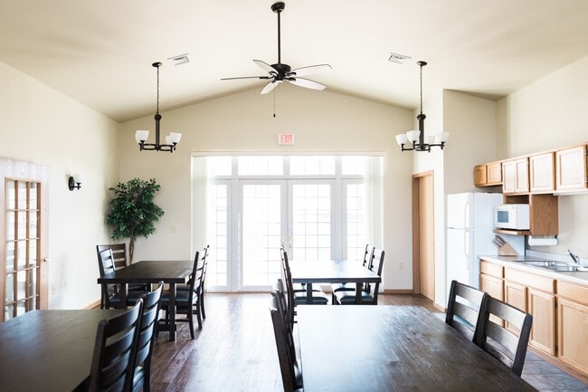 Photo - SOUTHLAKE COTTAGES III