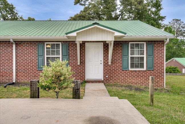 Photo - 101 Old Thomson Rd House