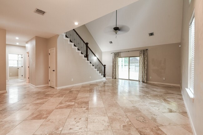 Photo - 10506 Chateau Ln