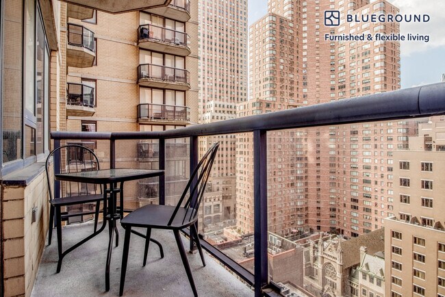 Photo - 235 W 48th St Unidad FL18-ID1208