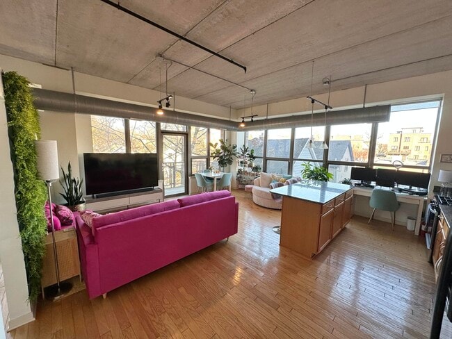 Photo - 315 2nd St Unit 305