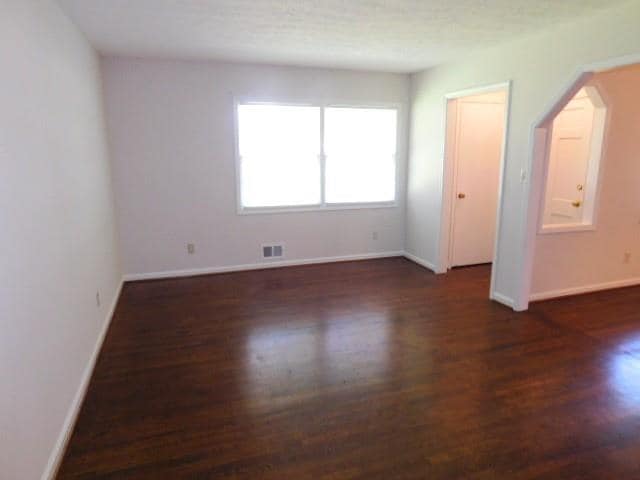 Photo - 879 Forest Ridge Dr SE