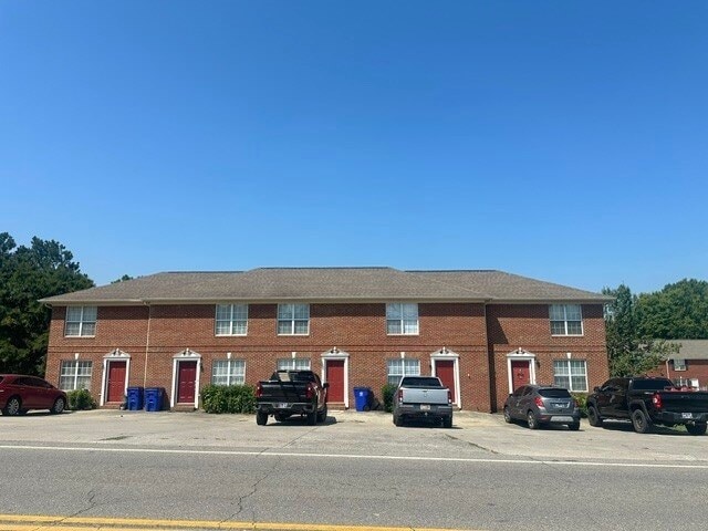 Photo - 2861 Michigan Ave Rd NE