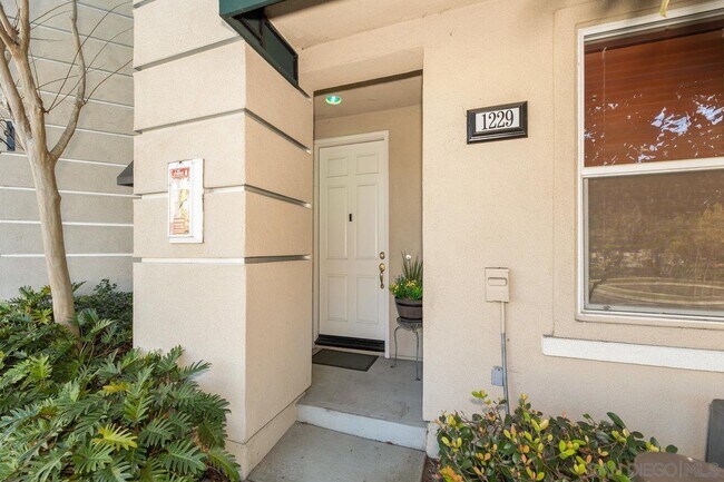 Photo - 1229 San Elijo Rd S