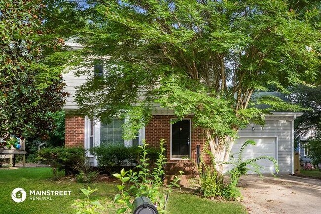Photo - 3008 W Folkestone Pl, Raleigh, NC 27604