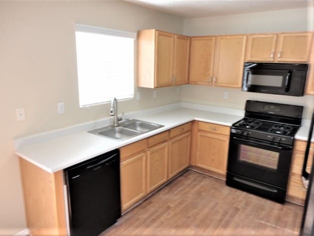 Photo - 7324 Quartzite Ave NW