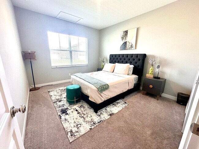 Photo - Furnished House in Avon