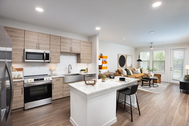 Now Leasing – Up to 6 Weeks Rent-Free - Now Leasing – Up to 6 Weeks Rent-Free Condo Unit ACC1