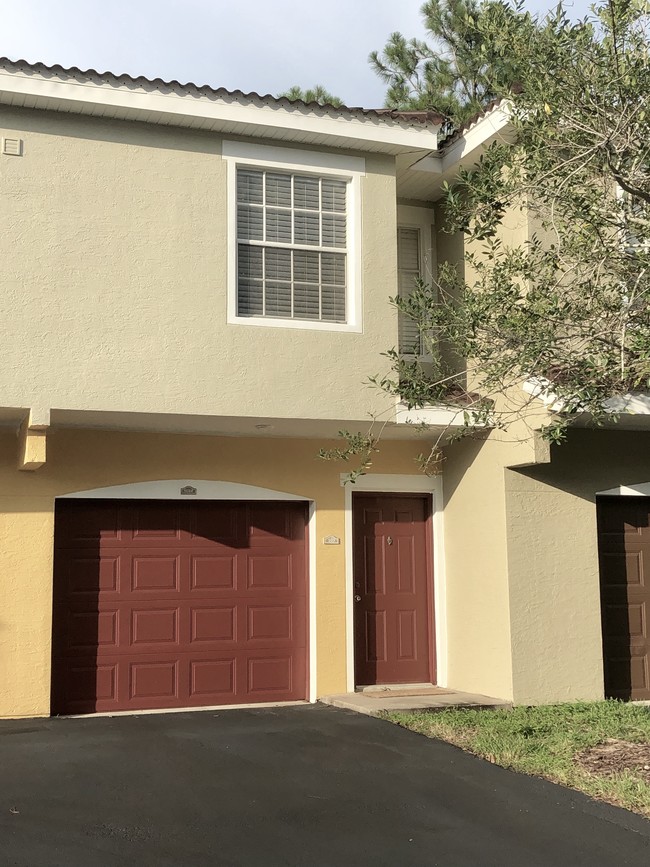 Building Photo - 5510 Bentgrass Dr Unit 103