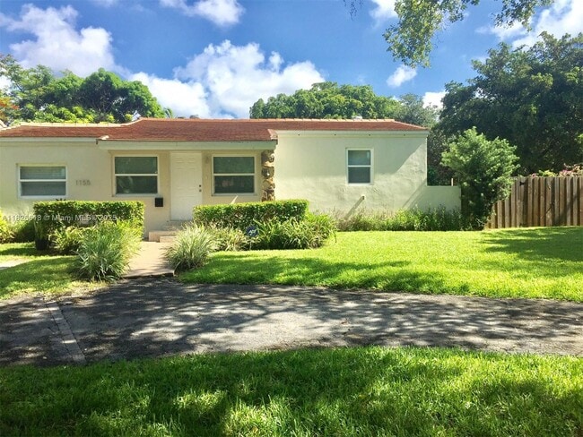 Photo - 1155 NE 119th St House