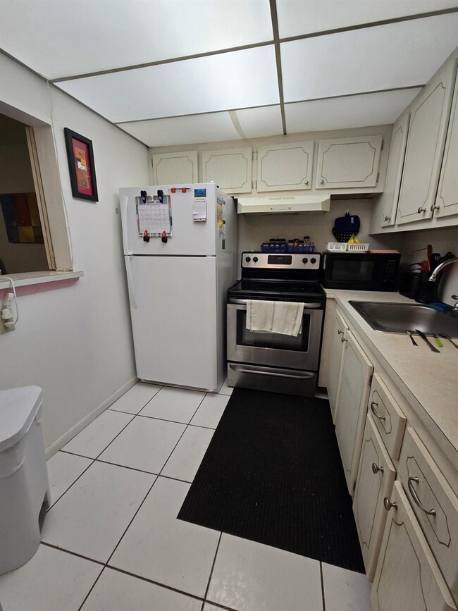 Photo - 91 Upminster Crescent