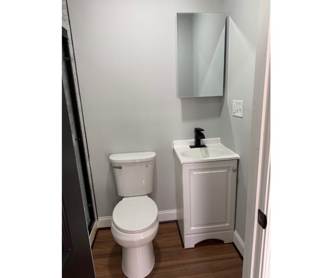 Photo - 101 Edgewood St Unidad BC AVAILABLE $650 BC