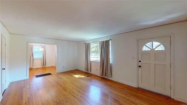 Photo - 67 Holliday Dr