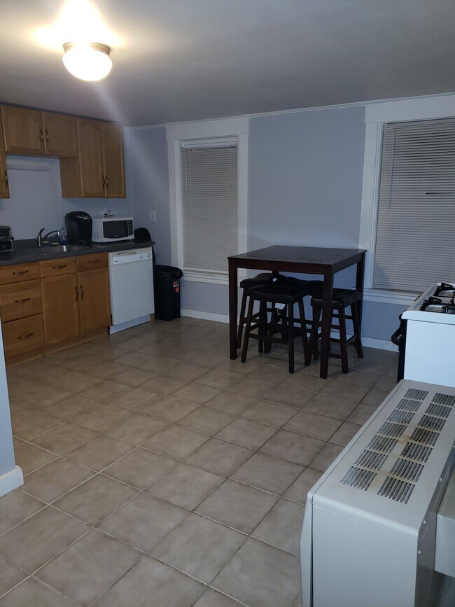 Kitchen 3