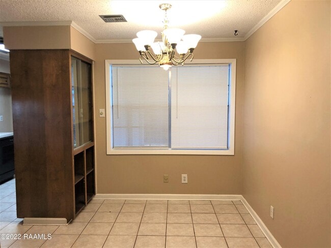 123 Highland Dr