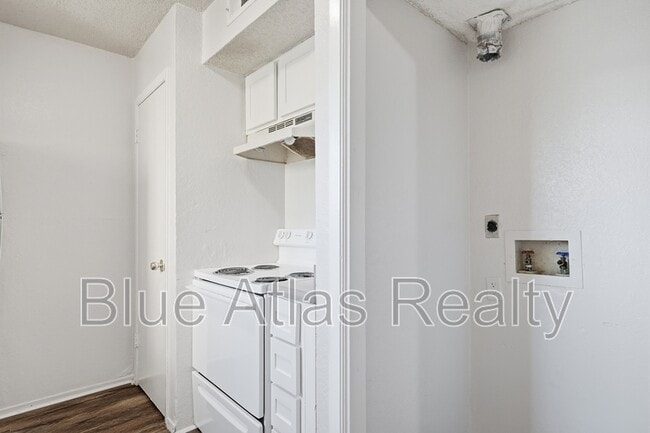 Photo - 8030 Cambridge Cir Unit A