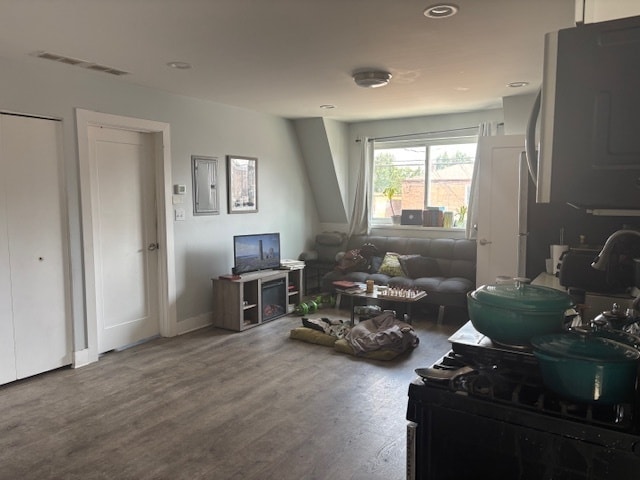 Photo - 5637 W 63rd St Unit CH-2