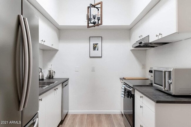 Colter Apartments