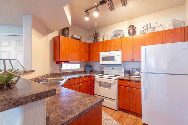 Fully Equipped Kitchen at Canyon Ridge Apartments, Surprise, AZ - Canyon Ridge Apartments