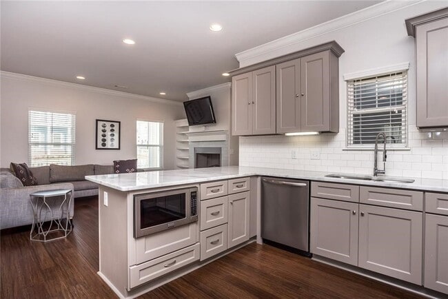 Photo - 6516 W Pleasant Way