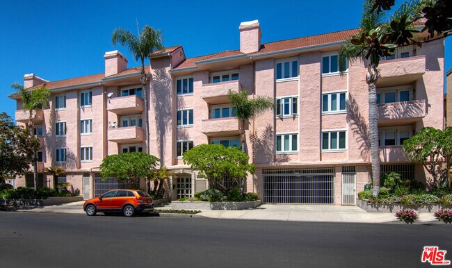 Photo - 10373 Almayo Ave Condo Unit 108
