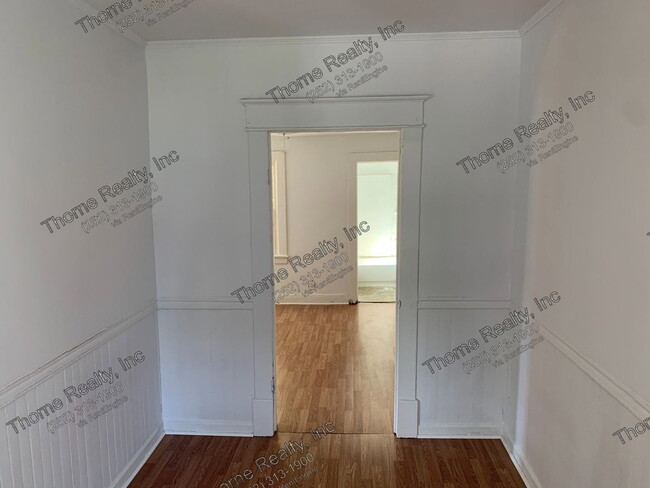 Photo - 1316 Clark St