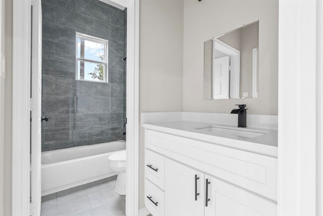 Building Photo - 3732 Amos St