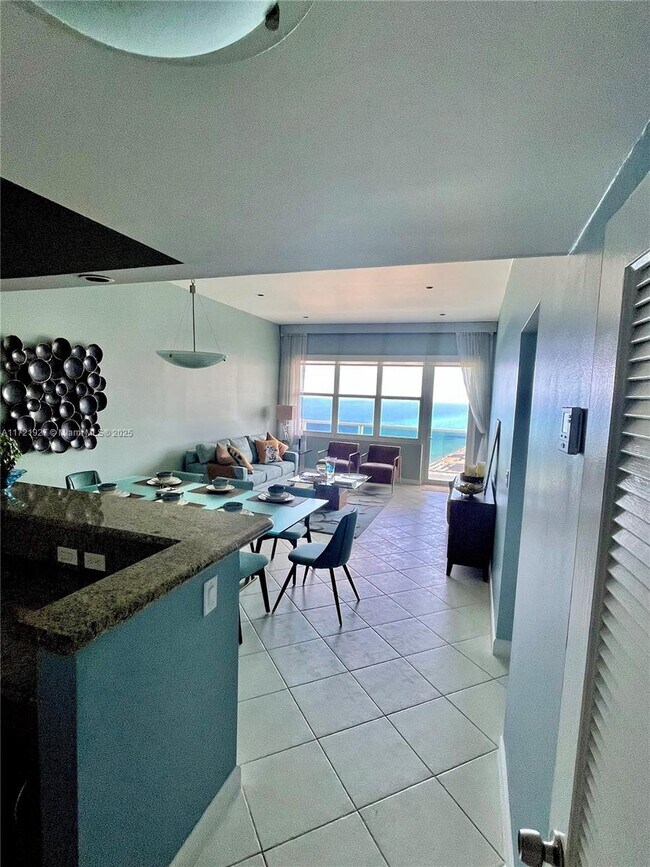 Photo - 3725 S Ocean Dr Unit PH04