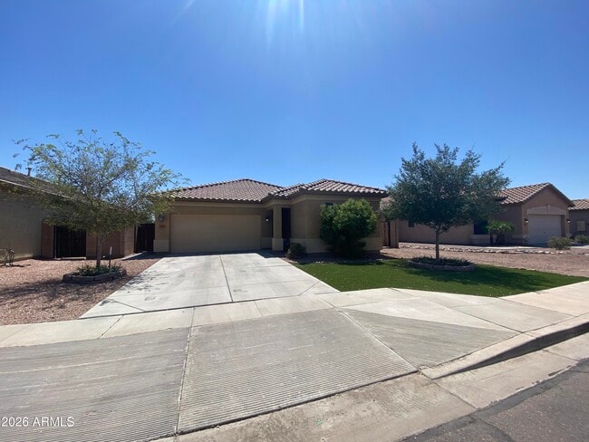 Building Photo - 7721 S 68th Dr