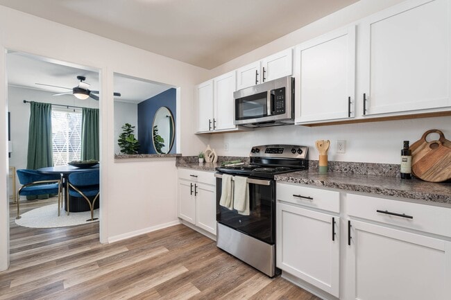 Photo - The Crossroads At Southfield Apartments