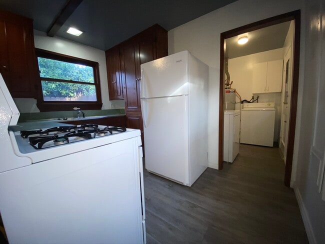 Photo - 4845 Agnes Ave