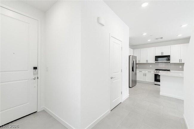 873 Camargo St