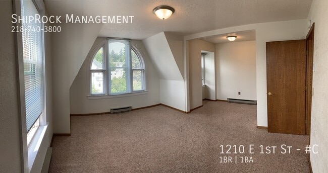 Photo - 1210 E 1st St Unit #C