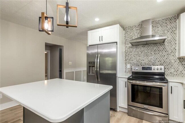Photo - 216 W Cir Ct.