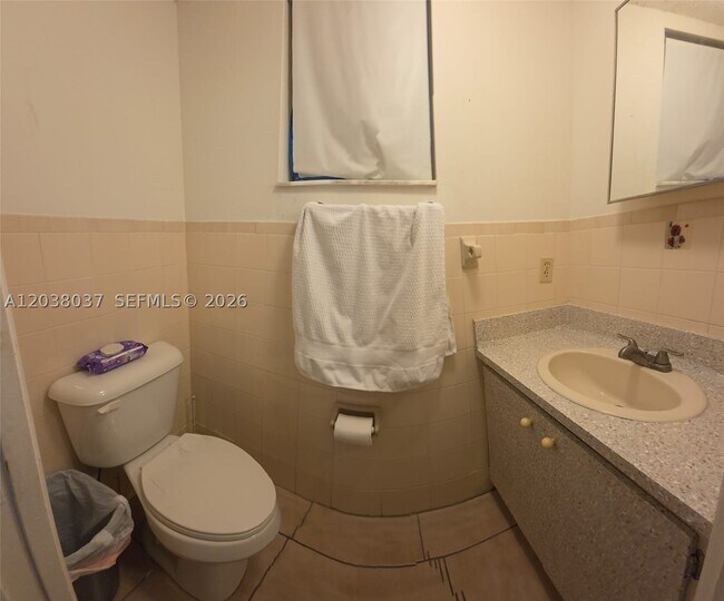 Photo - 2560 W 60th St Unit 104