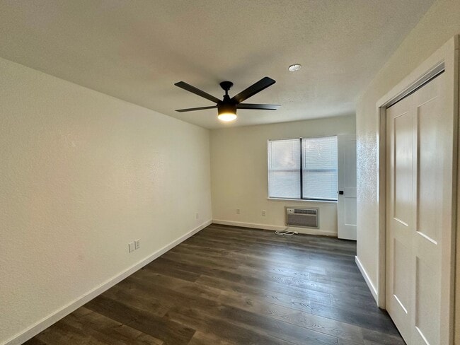 Photo - 3410 40th St Unit Rear