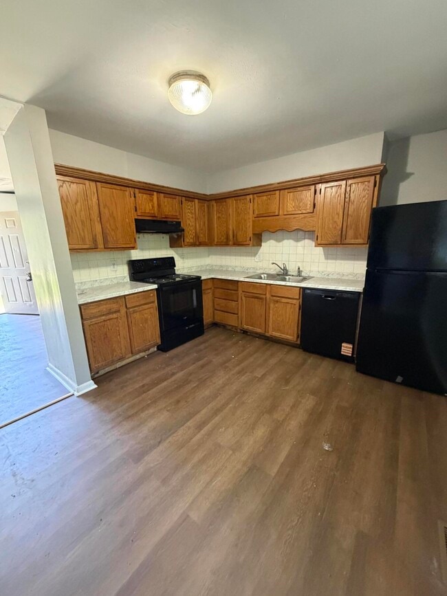 Photo - 1861 Dunkirk Dr