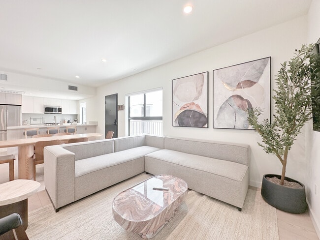 Photo - Lex by Category