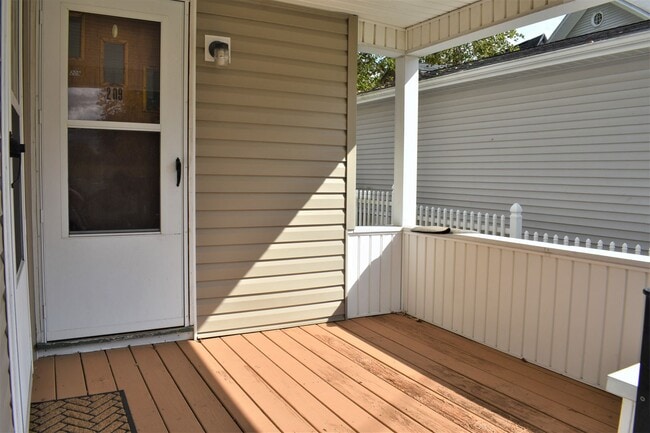 Photo - 209-211 N Clymer Ave Unidad 209