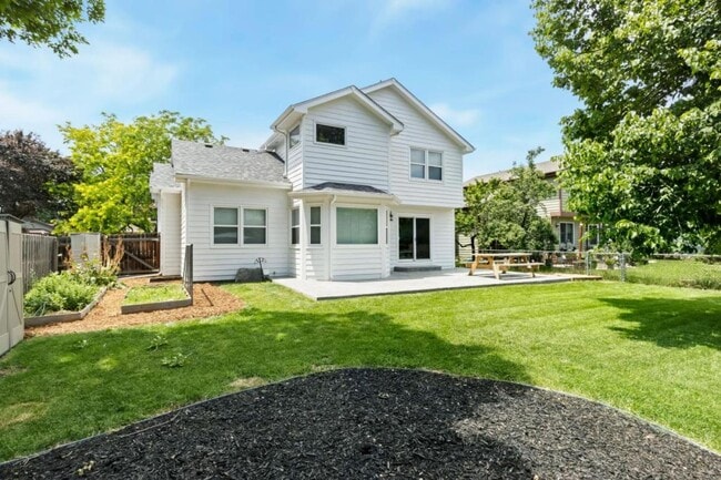 Photo - 4212 Fall River Dr